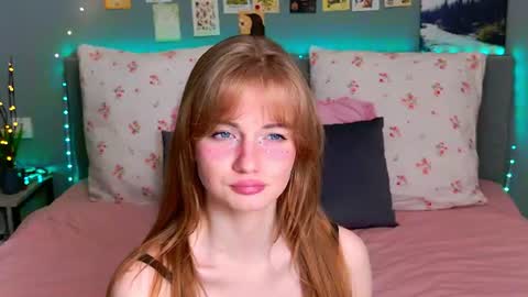 Snapshot of elza_hofffman chatting on July 11, 5:59 pm Chloyka online show from July 11, 5:59 pm