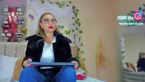 Snapshot of ema_garciaa chatting on March 8, 2:30 pm ema garcia online show from March 8, 2:30 pm