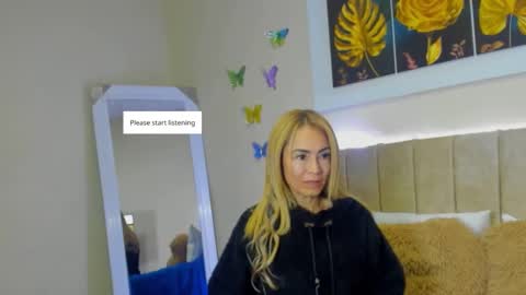 Snapshot of ema_garciaa chatting on September 24, 1:36 pm ema garcia online show from September 24, 1:36 pm