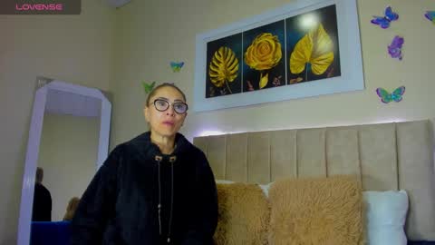 Snapshot of ema_garciaa chatting on October 6, 1:19 pm ema garcia online show from October 6, 1:19 pm