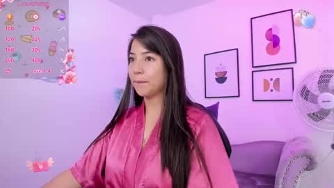 Snapshot of ema_louisx chatting on January 25, 6:13 pm Ema louisx online show from January 25, 6:13 pm