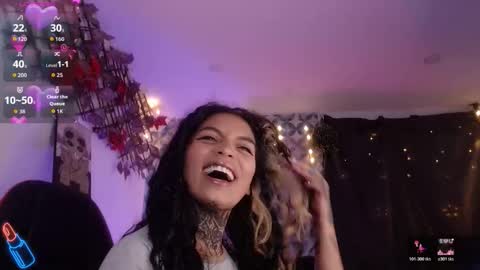 ema_ploxx online show from November 8, 4:23 am