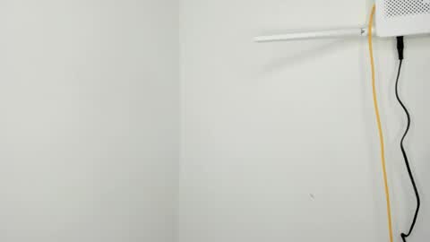 Ema online show from April 15, 11:16 pm