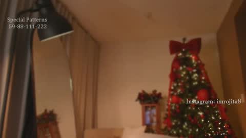 Snapshot of emam_taylor_ chatting on November 30, 1:20 am IG imrojita8 online show from November 30, 1:20 am