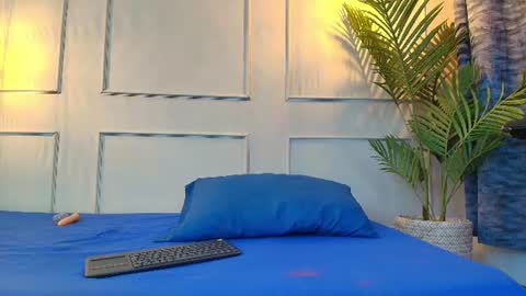 Snapshot of eman_wave chatting on July 20, 8:00 pm eman_wave online show from July 20, 8:00 pm
