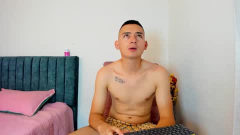 EmyandSam online show from January 17, 2:27 am