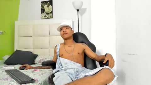 EMANUEL online show from February 25, 2:10 am