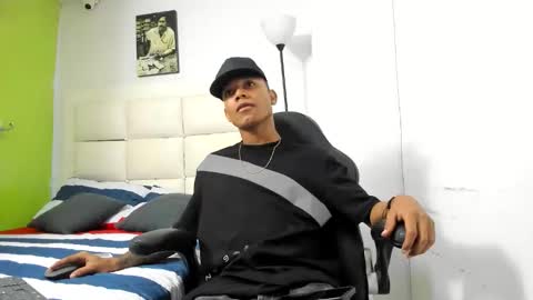 EMANUEL online show from March 3, 2:39 am