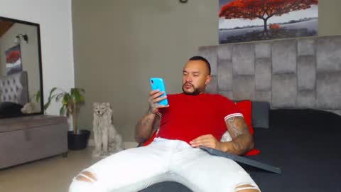 emanuelspencer online show from October 21, 4:51 pm