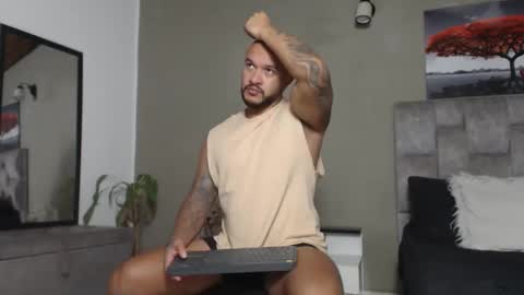 emanuelspencer online show from November 13, 3:05 am