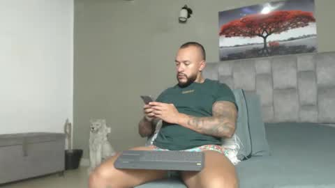 emanuelspencer online show from February 22, 5:40 am