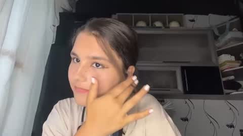 Snapshot of ematorre chatting on July 21, 8:05 am Emma online show from July 21, 8:05 am