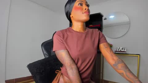 . online show from November 29, 11:02 am