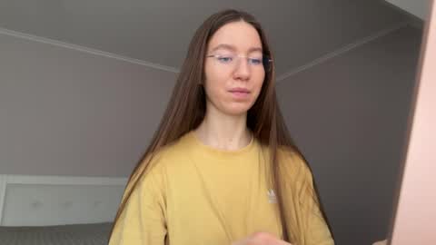 Alina online show from March 27, 1:55 pm
