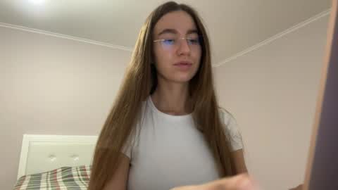 Alina online show from June 4, 6:36 pm
