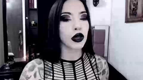 Snapshot of emearld_black chatting on September 25, 3:54 am Emerald Black online show from September 25, 3:54 am