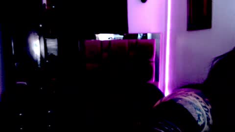 Snapshot of emearld_black chatting on July 20, 3:54 am Emerald Black online show from July 20, 3:54 am