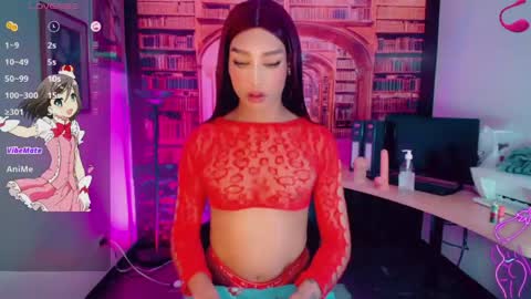Snapshot of emeli_roushot chatting on May 9, 11:15 am Emeli online show from May 9, 11:15 am