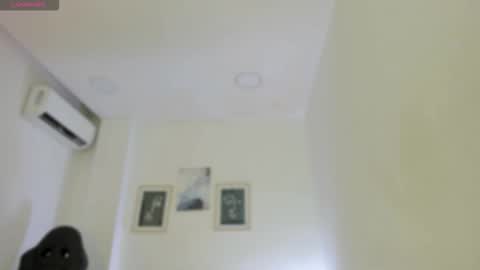 emelie_89 online show from October 24, 12:12 pm