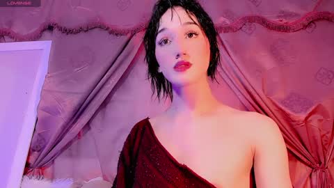 Snapshot of emely_rous chatting on December 11, 5:10 am Emely Rous online show from December 11, 5:10 am