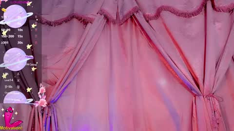 Snapshot of emely_rous chatting on January 14, 2:19 am Emely Rous online show from January 14, 2:19 am