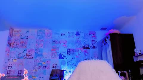 Snapshot of emely_rous chatting on October 23, 12:04 pm Emely Rous online show from October 23, 12:04 pm