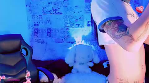 Snapshot of emely_rous chatting on November 27, 2:08 pm Emely Rous online show from November 27, 2:08 pm