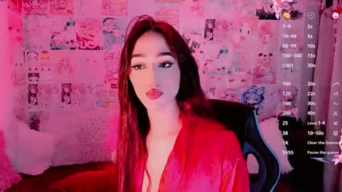 Snapshot of emely_rous chatting on December 3, 1:20 pm Emely Rous online show from December 3, 1:20 pm