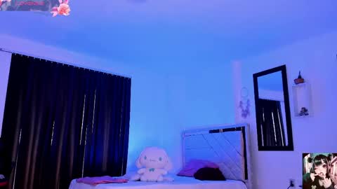 Emely Rous online show from April 22, 10:00 pm