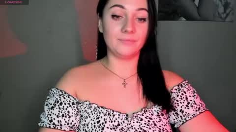 Emely online show from December 3, 12:35 am