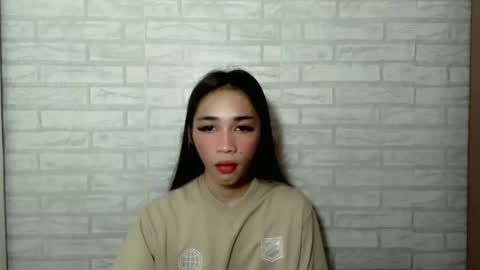 Snapshot of emelyn_fuckdoll chatting on March 10, 6:49 am Scarlett online show from March 10, 6:49 am