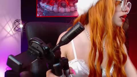 Danna online show from March 8, 5:44 am