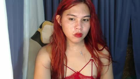 Snapshot of emere_kai_24xxx chatting on July 13, 10:51 am Chelle dont forget to folloe me and thumps up online show from July 13, 10:51 am