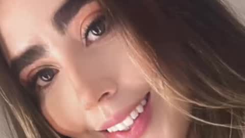 Snapshot of emi_royse chatting on September 16, 10:22 pm emi_royse online show from September 16, 10:22 pm