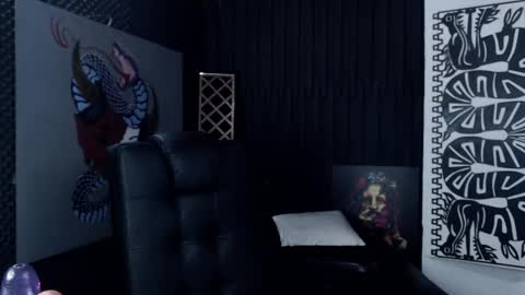 Antonella  online show from February 14, 9:10 pm