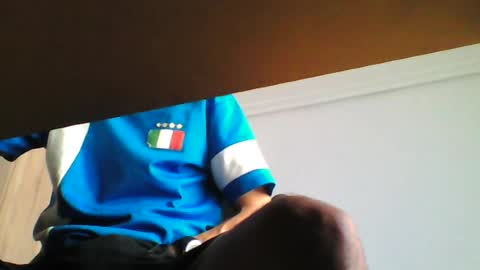 Snapshot of emiarg chatting on June 23, 10:24 am emiarg online show from June 23, 10:24 am