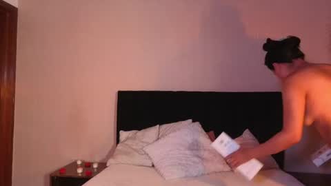 Snapshot of emigomez_ chatting on July 2, 1:49 am Emilia Gomez online show from July 2, 1:49 am