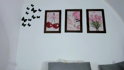 Emily  online show from April 24, 11:18 pm