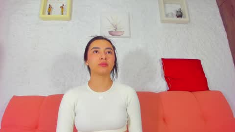 Emily online show from December 27, 12:01 pm