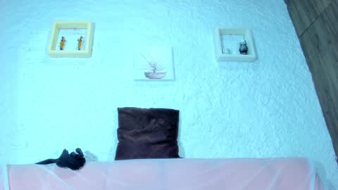 Emily online show from February 5, 12:06 pm