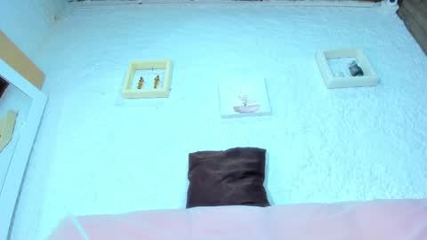 Emily online show from February 24, 3:09 pm