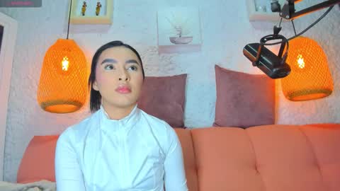 Emily online show from September 11, 12:05 pm