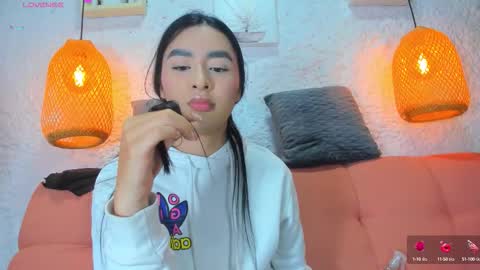 Emily online show from September 18, 12:07 pm