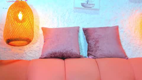 Emily online show from October 5, 12:03 pm