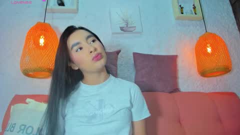 Emily online show from October 18, 12:06 pm