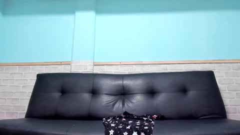 Snapshot of emiily_smile chatting on September 22, 11:56 am Emily online show from September 22, 11:56 am