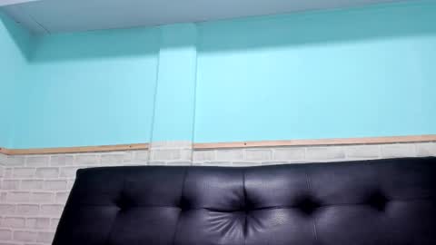 Snapshot of emiily_smile chatting on October 5, 1:42 pm Emily online show from October 5, 1:42 pm