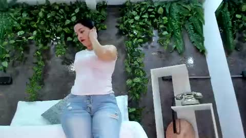 Emily online show from July 21, 12:40 pm