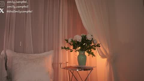 Emily Campbell online show from April 10, 7:18 pm