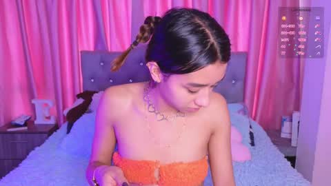 Snapshot of emiiscoot_1 chatting on October 2, 2:46 pm Emily online show from October 2, 2:46 pm
